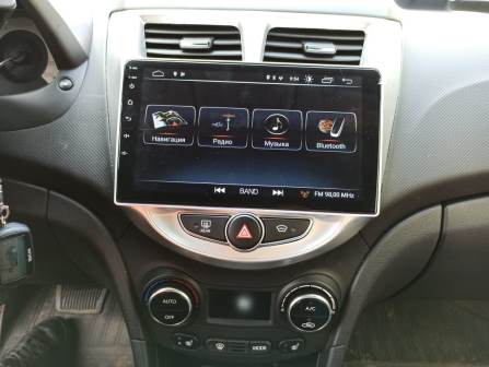 Как выбрать штатную магнитолу для  Hyundai Solaris: на что обратить внимание